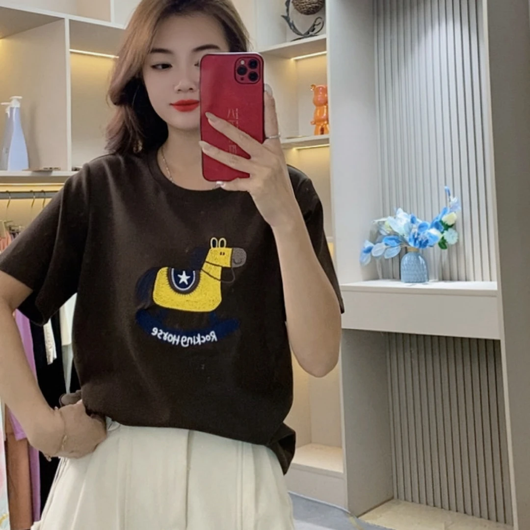 秋款百搭刺绣小马圆领上衣2262