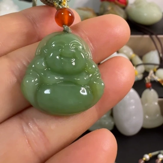 和田玉（糖玉）未镶嵌颈饰
