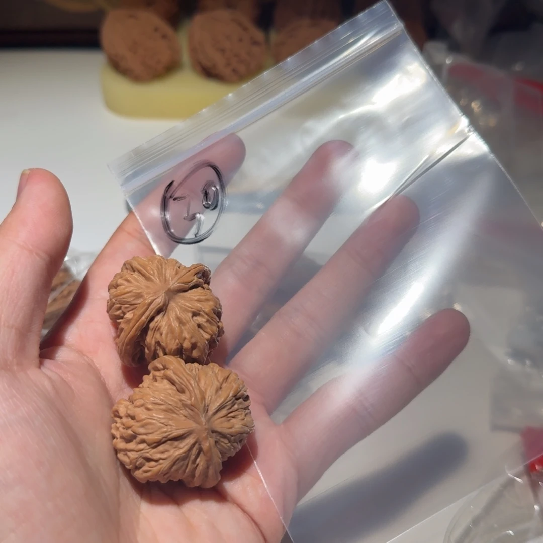 文玩核桃吊坠汗高球体