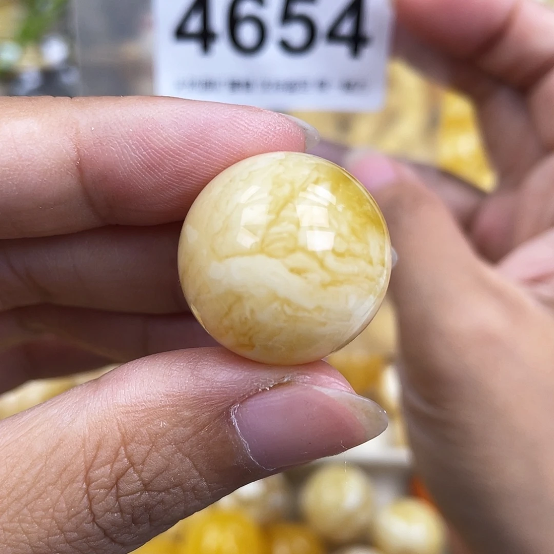 琥珀未镶嵌珠宝奇石21.4