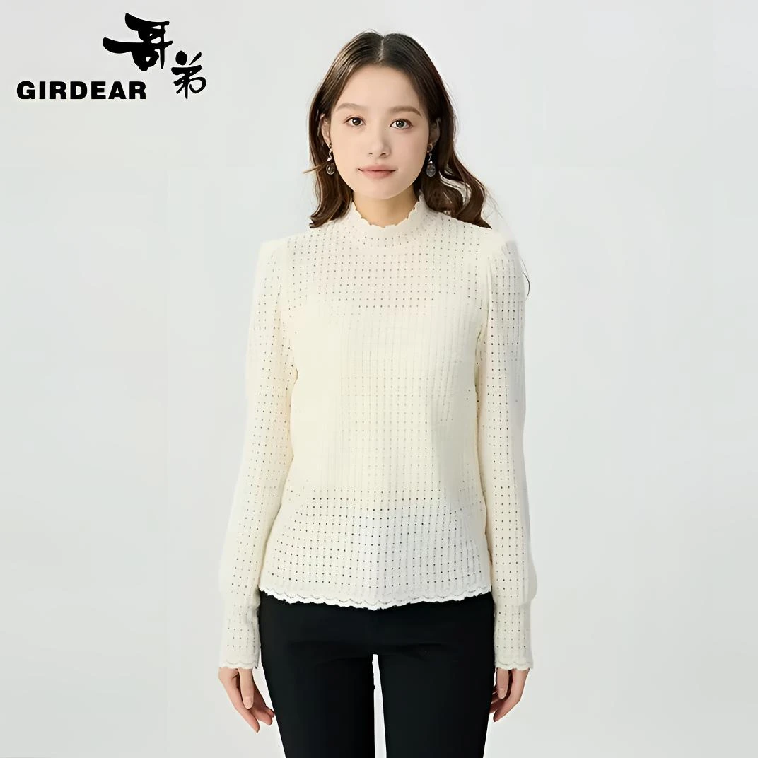 哥弟  品质女装经典百搭舒适花边烟管领镂空格弹力套头衫130006