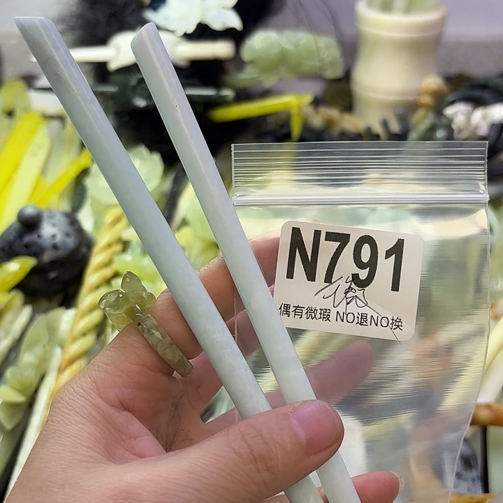 妞***妞蛇纹石玉合金发饰