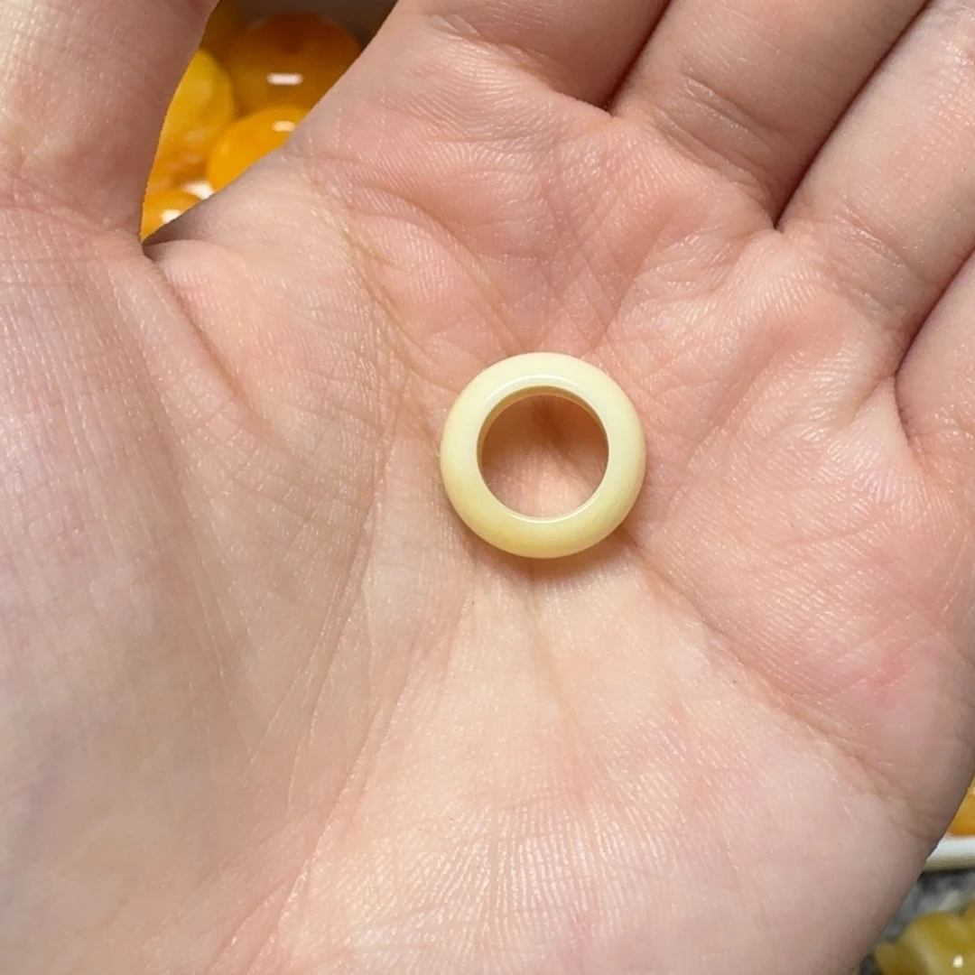 琥珀未镶嵌裸石蜜蜡跑环