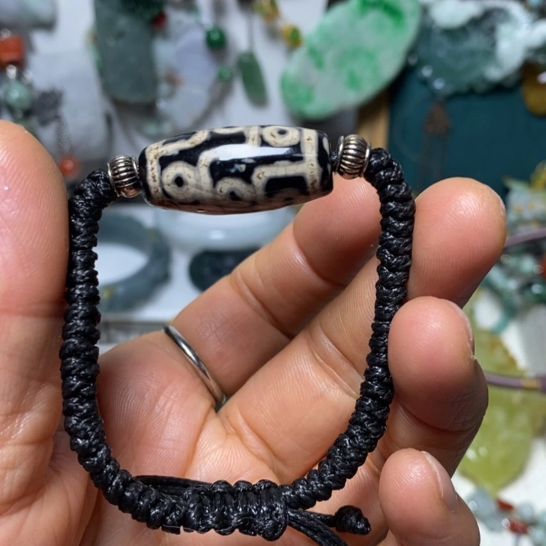 【闪购商品】翡翠吊坠(赠链)未镶嵌