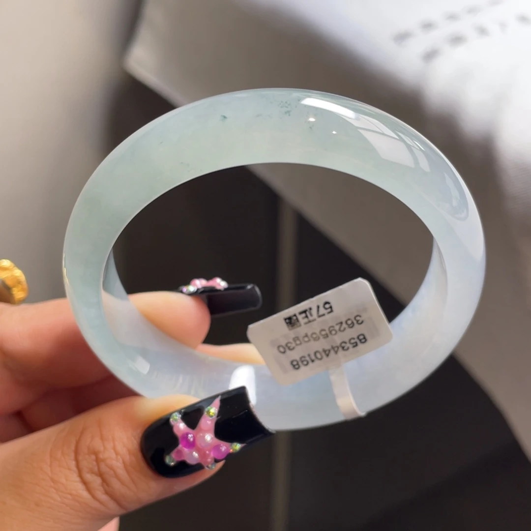 翡翠未镶嵌手镯【强烈推荐】冰蓝正圈手镯