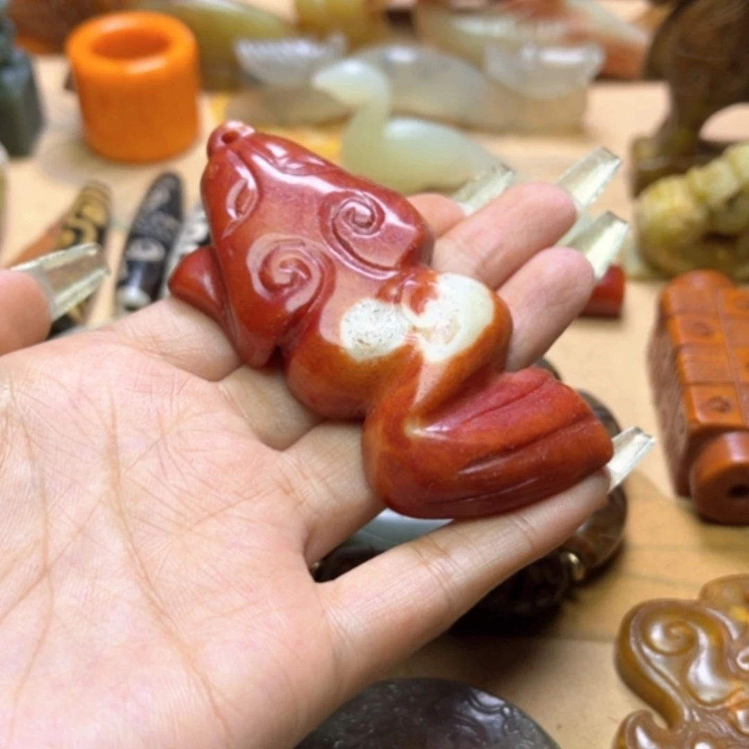 【闪购商品】蛇纹石玉颈饰未镶嵌