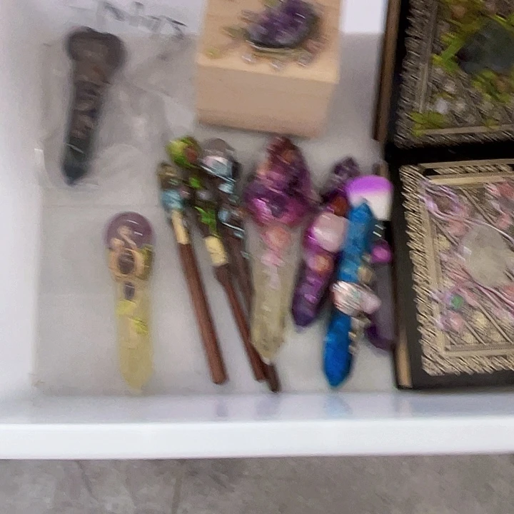 P***i未镶嵌水晶摆件水晶