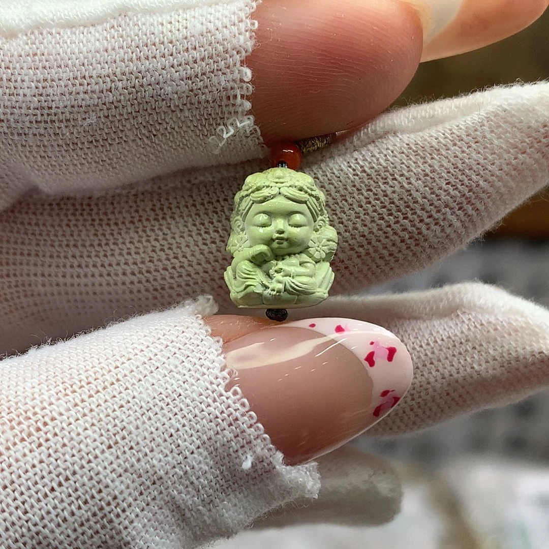 绿松石未镶嵌挂件