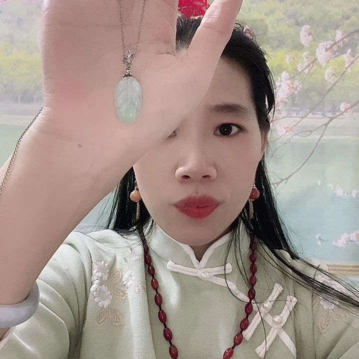 颈饰银S925镶嵌翡翠