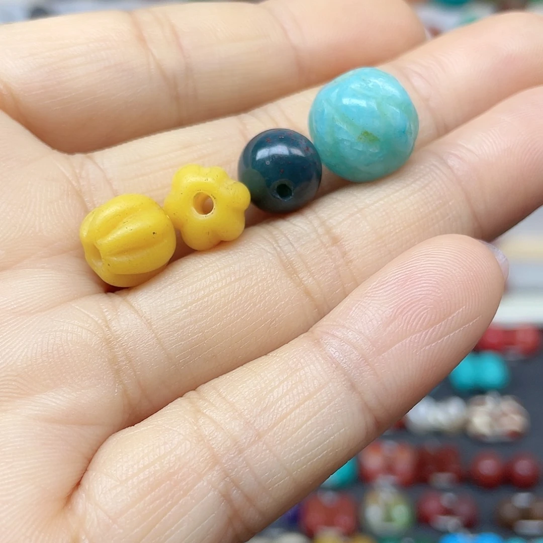 玛瑙/玉髓吊坠未镶嵌苹**?