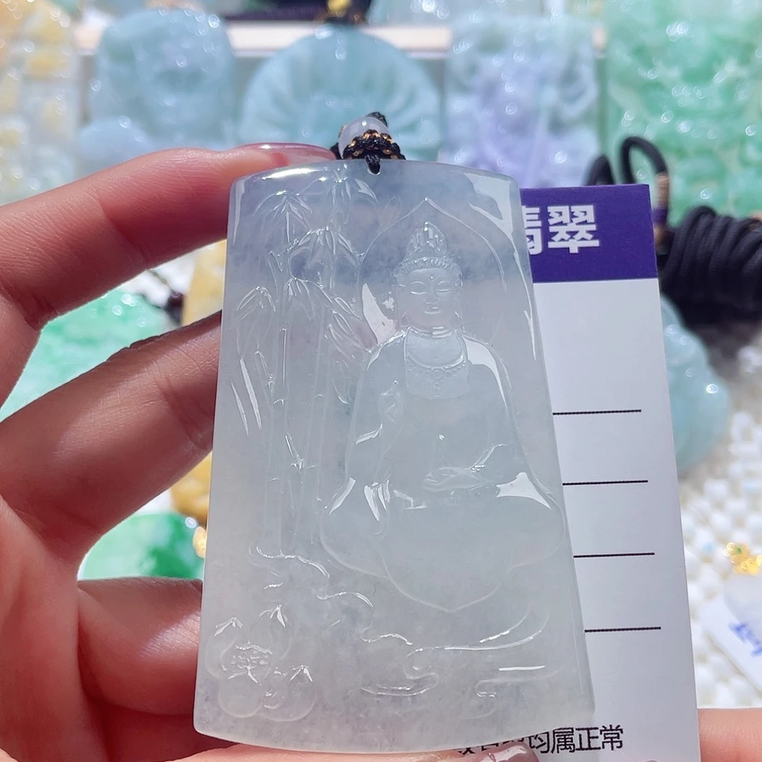 颈饰未镶嵌翡翠观音