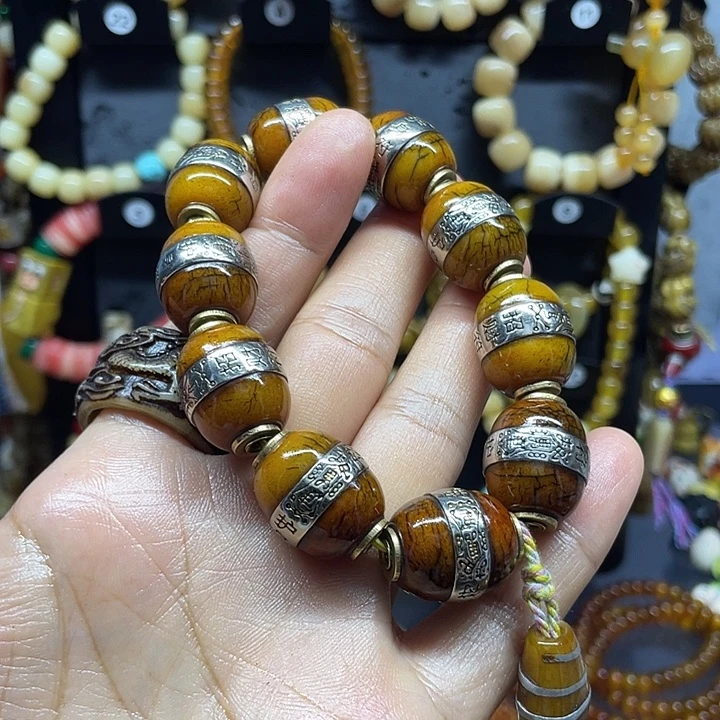 谢***生木质非金属手工制作