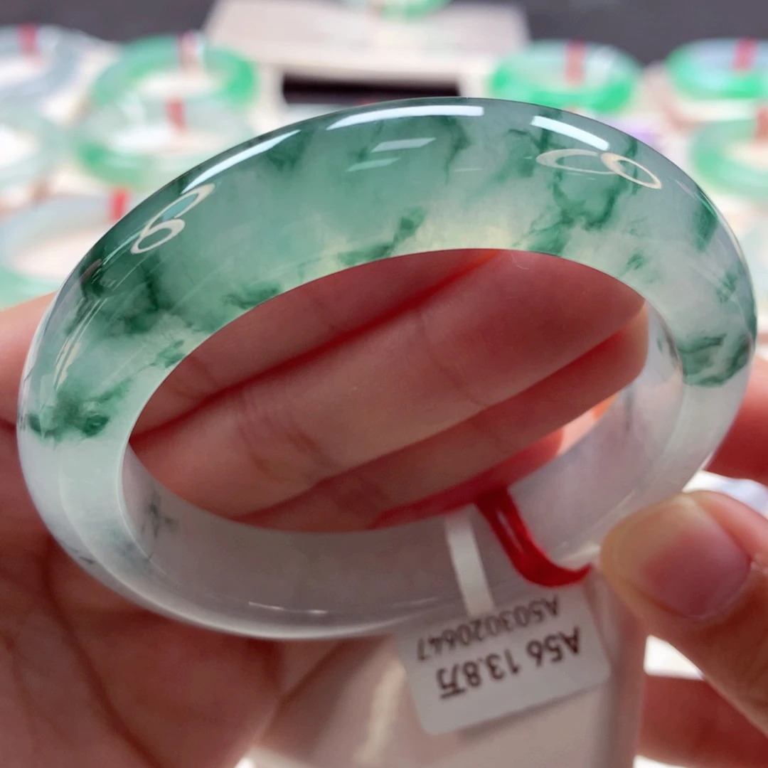 翡翠手镯未镶嵌91翡翠手镯99