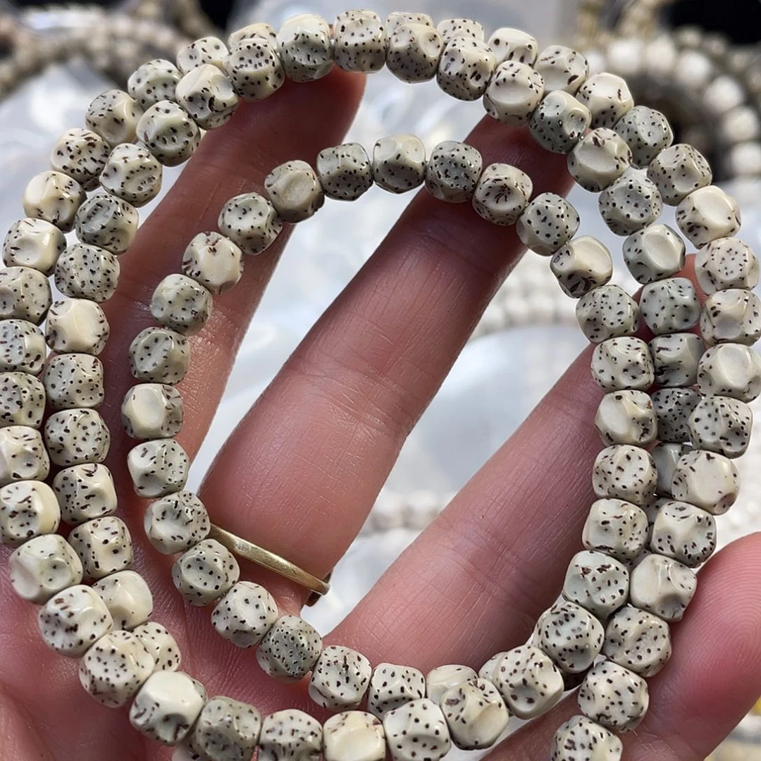 星月菩提吊坠原生态石玉料无相长链7左右一物一图