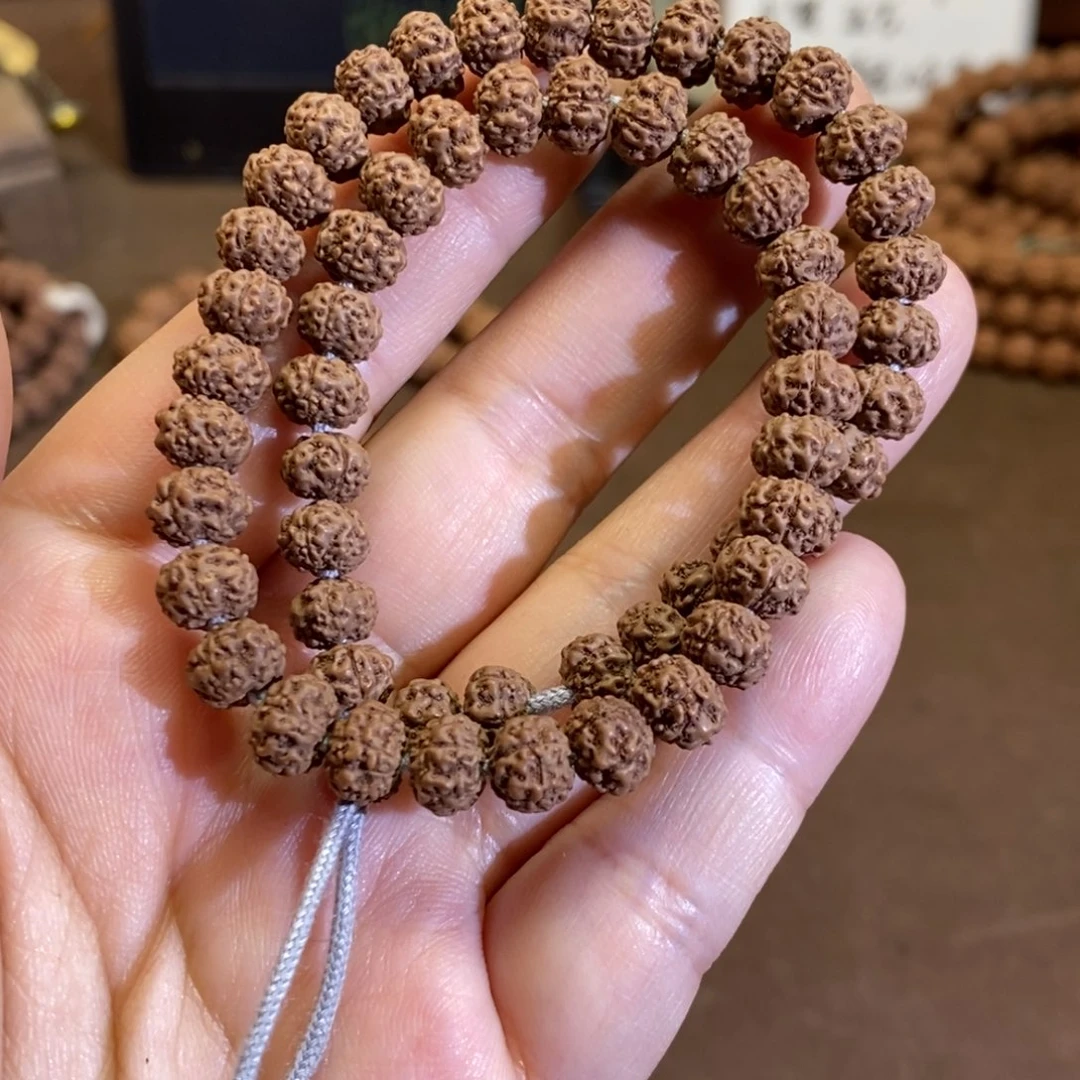 晶***Y金刚菩提吊坠精挑断码树魔手持