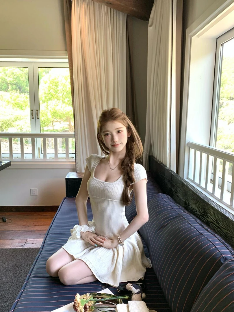 时髦女大 法式甜美修身显瘦针织短袖连衣裙气质高腰小个子A字短裙