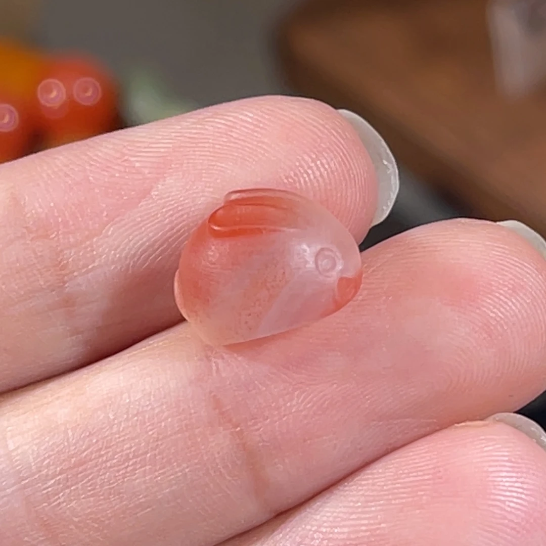 z***g南红玛瑙未镶嵌兔子不退换