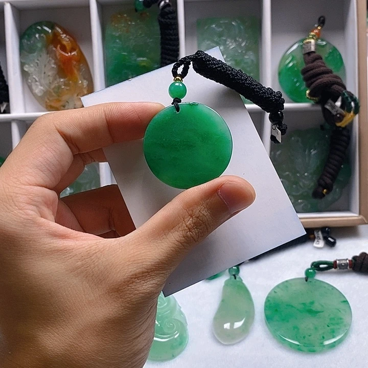 石英质玉（非洲翠）1未镶嵌