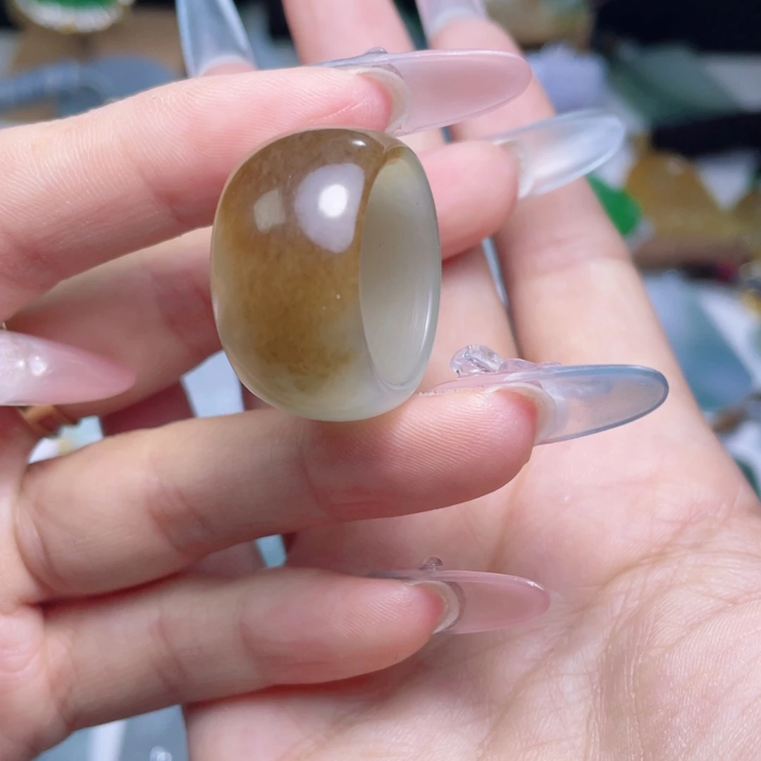 和田玉戒指未镶嵌成品