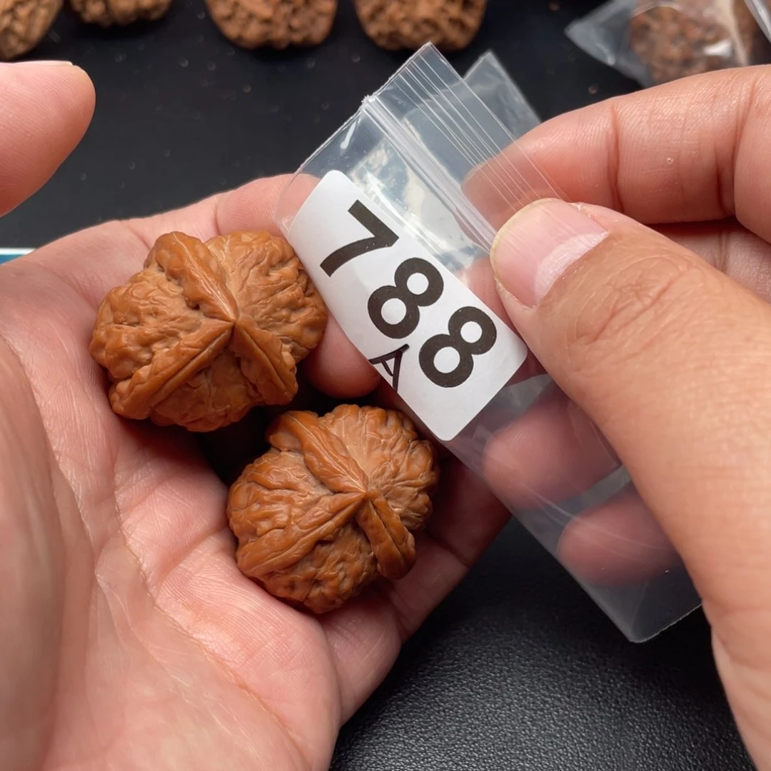 把件桃核金字塔33丁