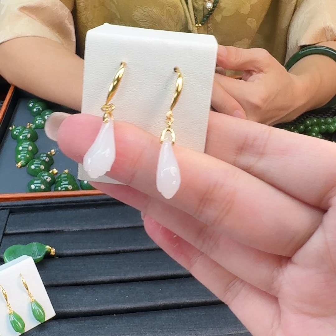 和田玉银S925镶嵌颈饰白玉兰花耳环