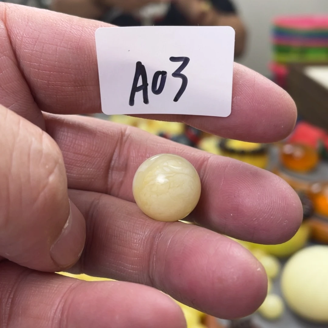 手链琥珀未镶嵌多样性发，发其中一件