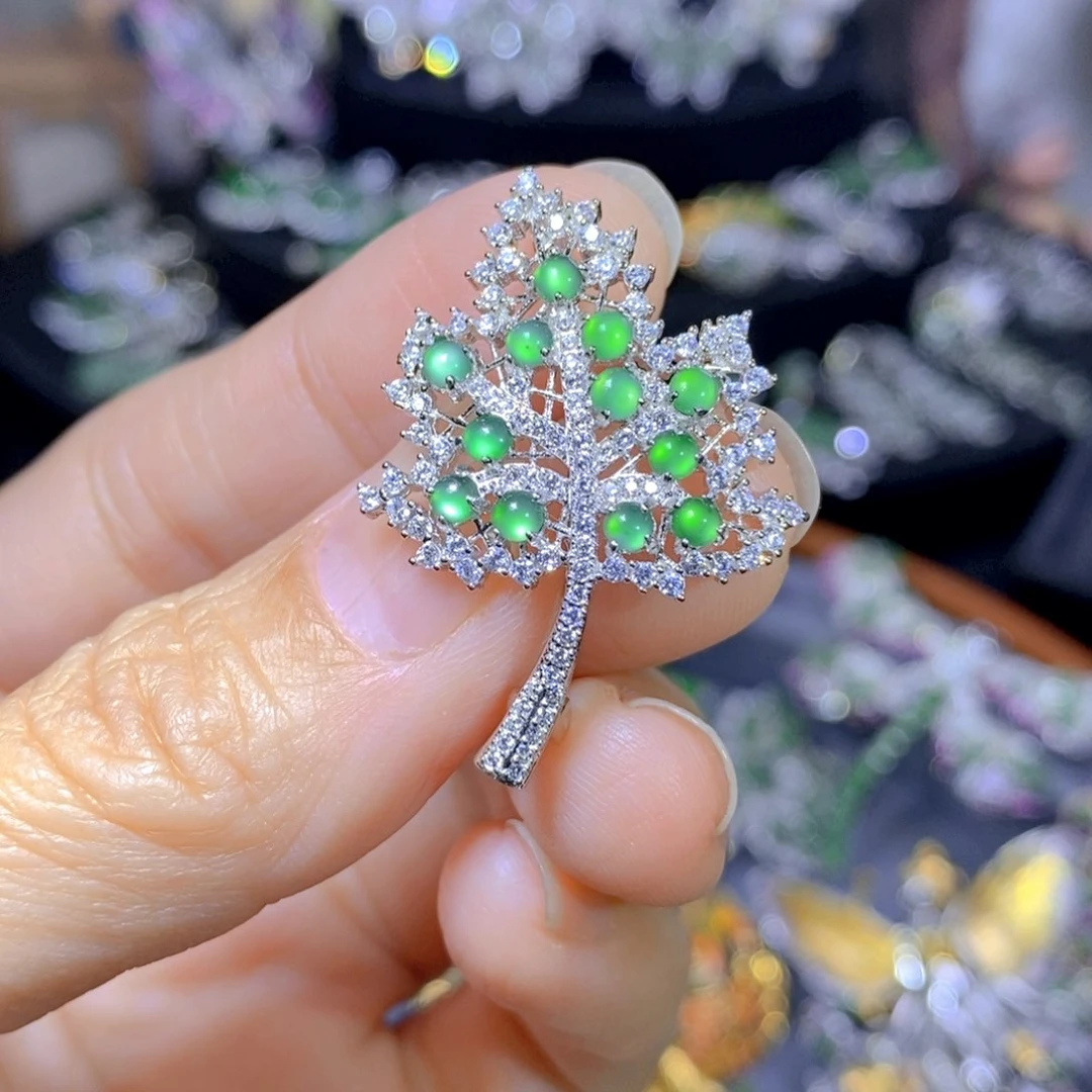 翡翠颈饰银S925镶嵌天然翡翠