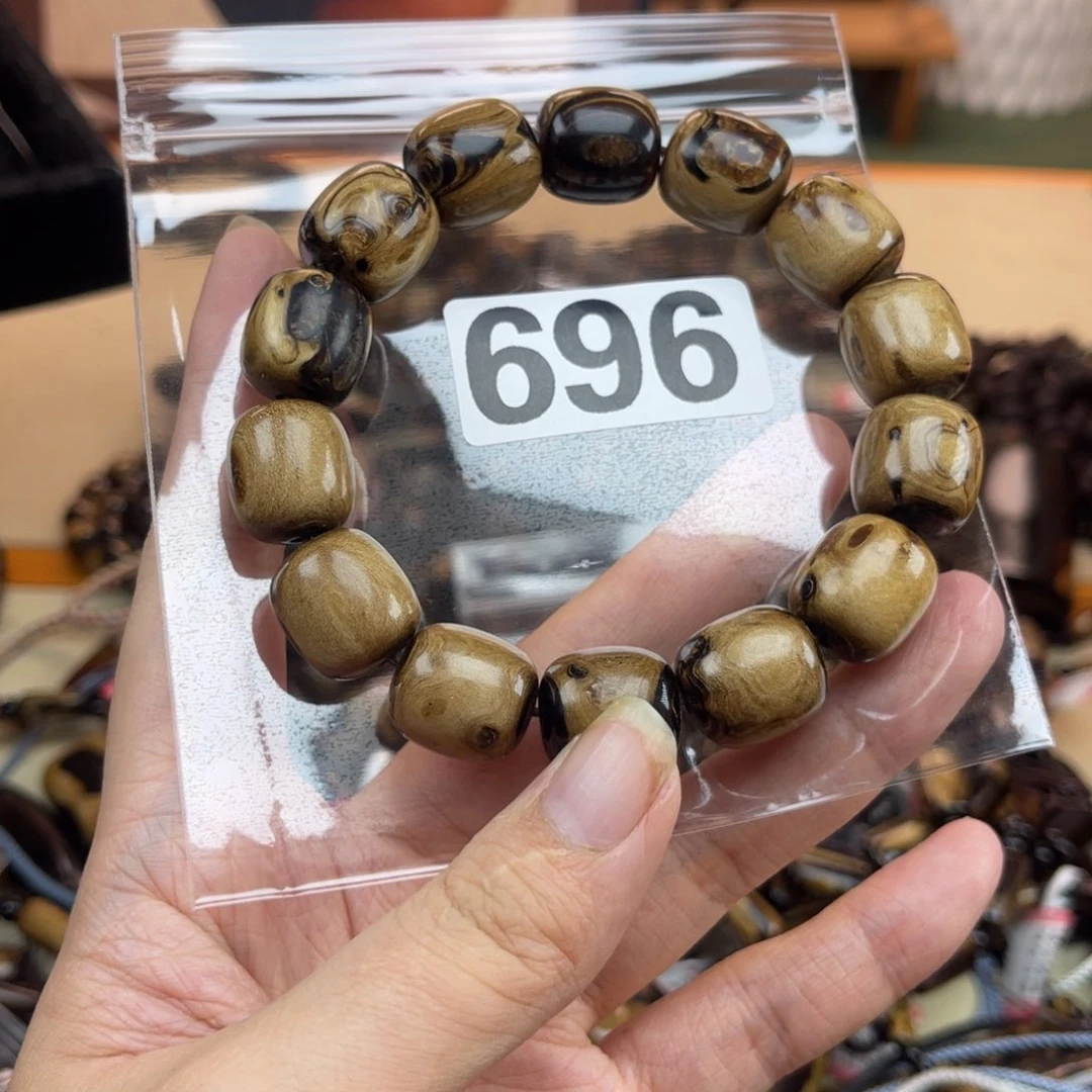 大果紫檀（缅甸花梨）696