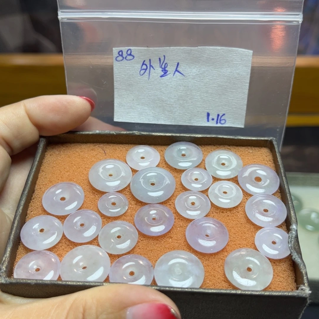 定制翡翠未镶嵌外***宝不