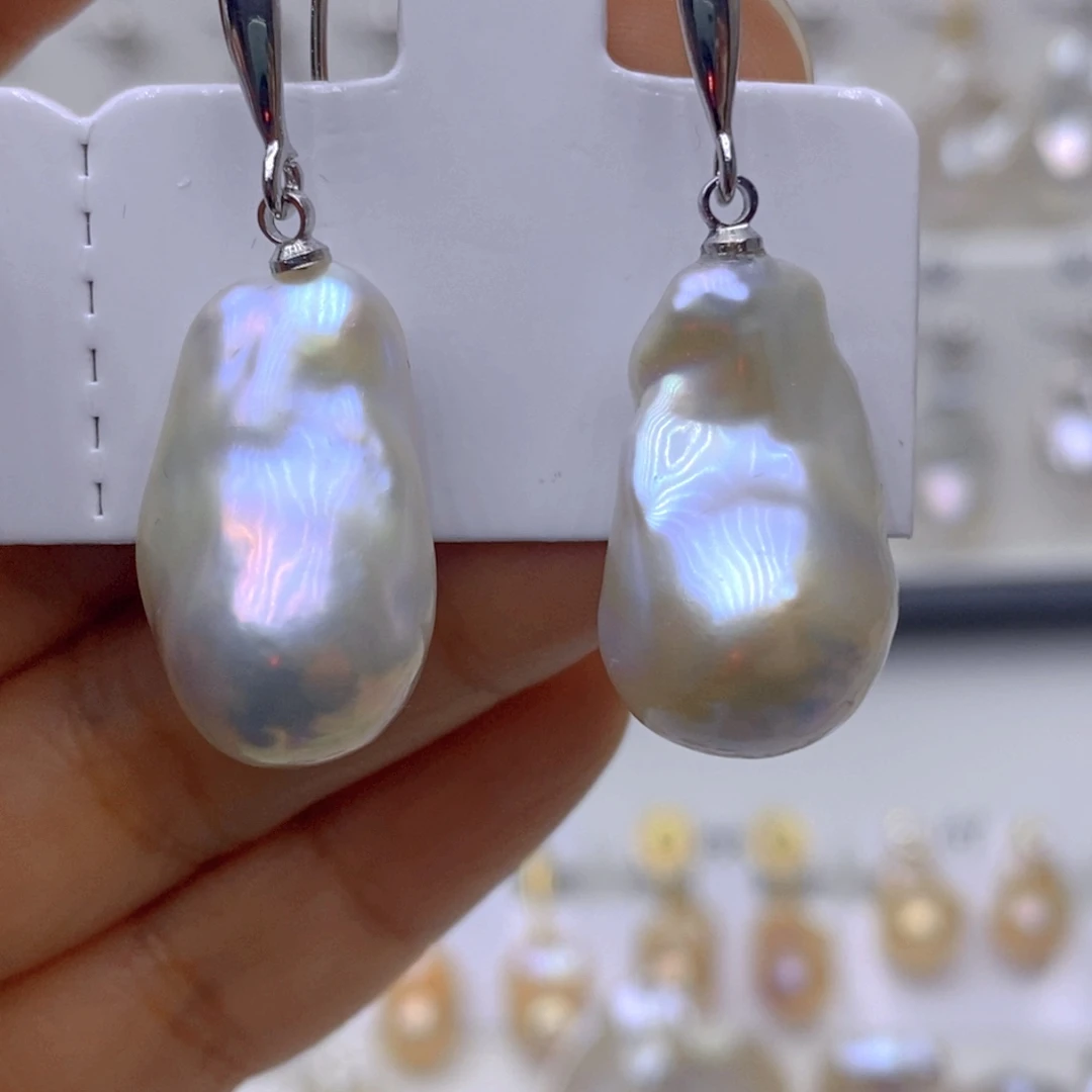 颈饰银S925镶嵌淡水珍珠