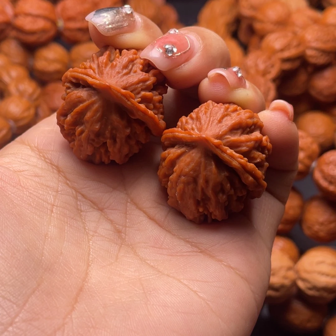 文玩核桃手串八棱灯笼