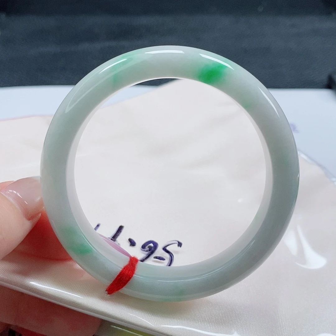 【闪购商品】未镶嵌手镯翡翠438号