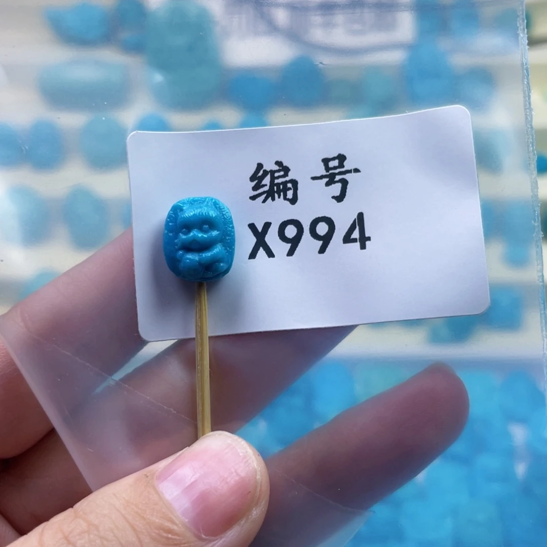 未镶嵌绿松石天然原矿绿松石雕件