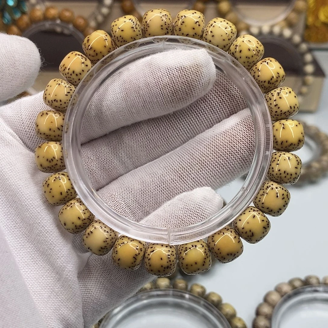 星月菩提手串9×10一物一图原生态同枝绿包白大留白