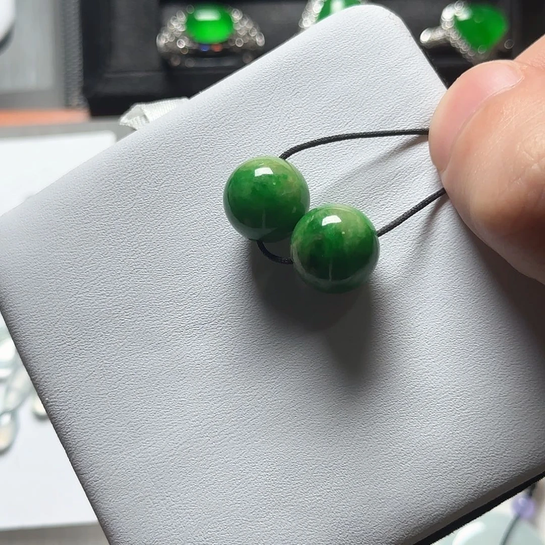 安***翡翠散珠卡12满绿珠子