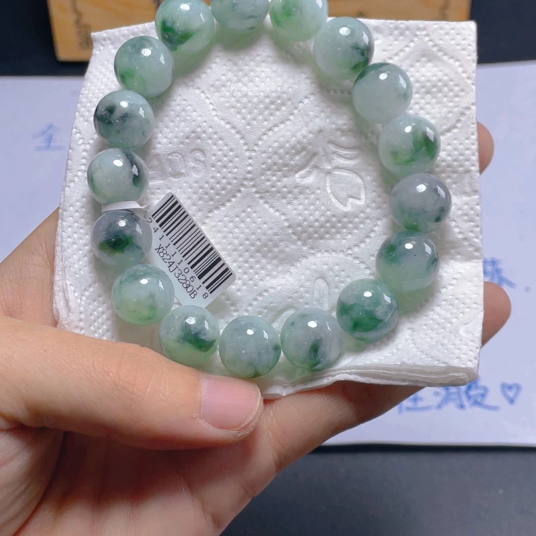 定制翡翠未镶嵌手串