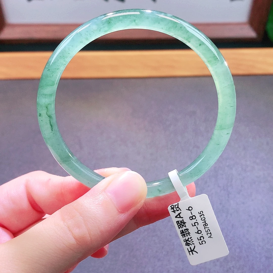 翡翠未镶嵌手镯天然翡翠