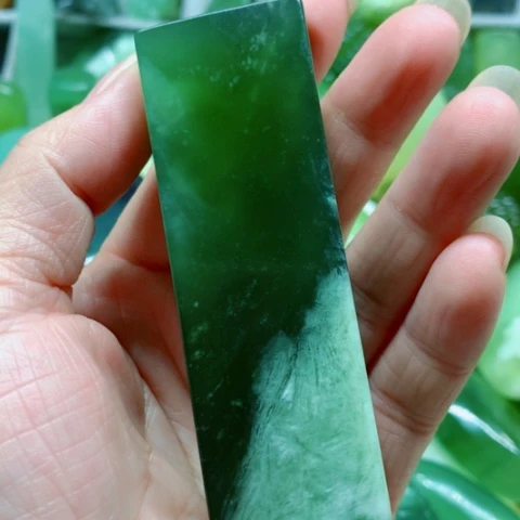 蛇纹石玉未镶嵌手把件