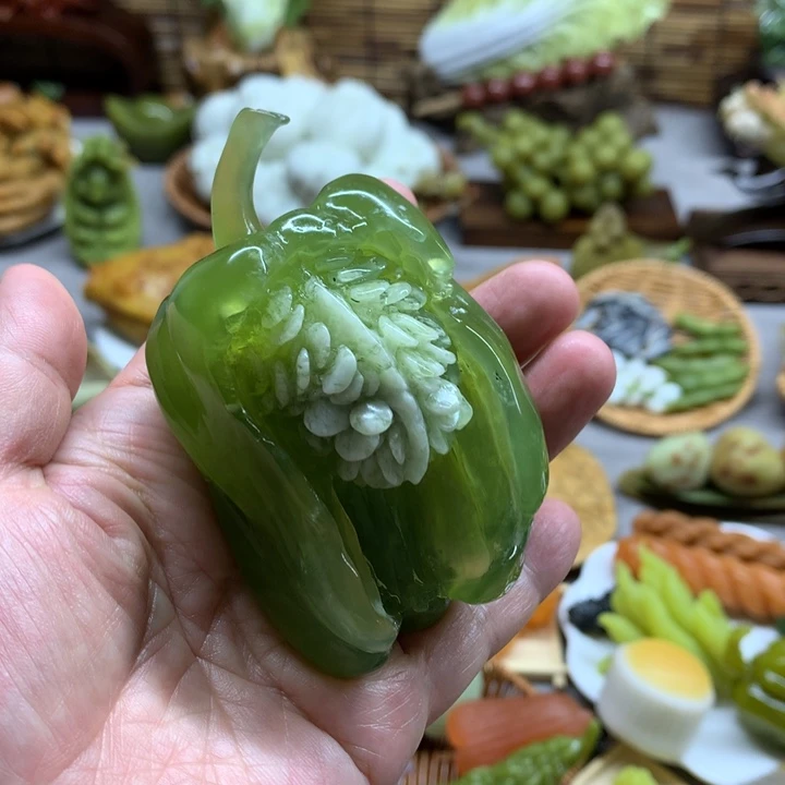 未镶嵌蛇纹石玉摆件