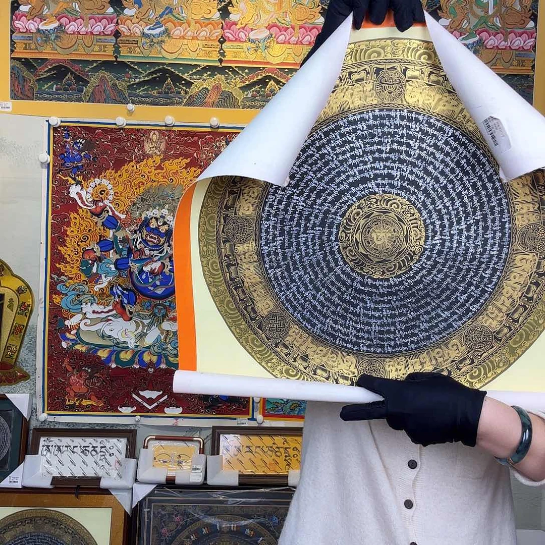 卷轴画纯手绘六字真言唐卡50厘米左右