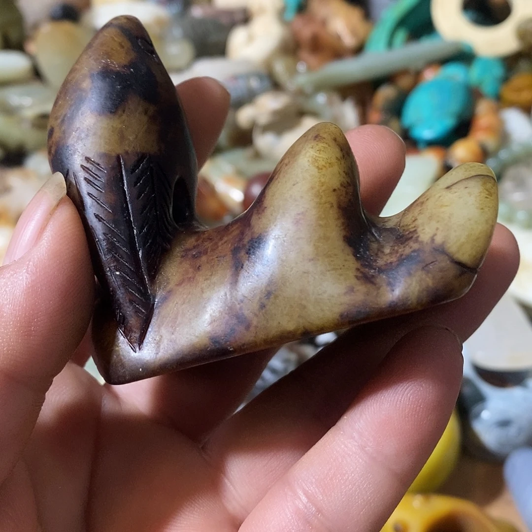 和田玉（糖玉）未镶嵌挂件