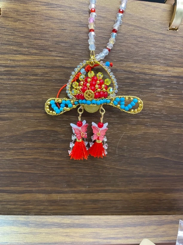 国风刀马旦财神手机挂件