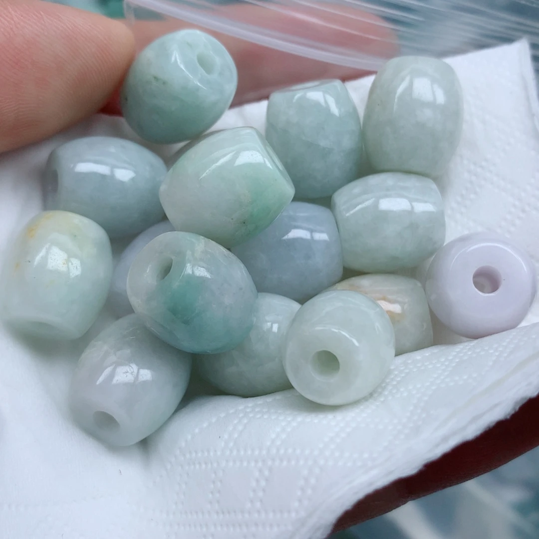 翡翠未镶嵌吊坠(不含链)手串