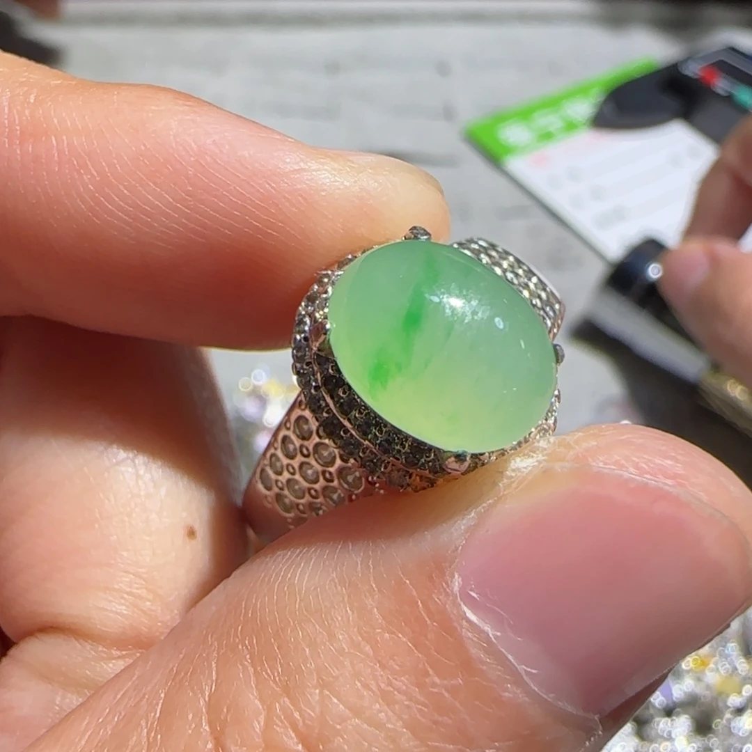 翡翠未镶嵌戒指翡翠