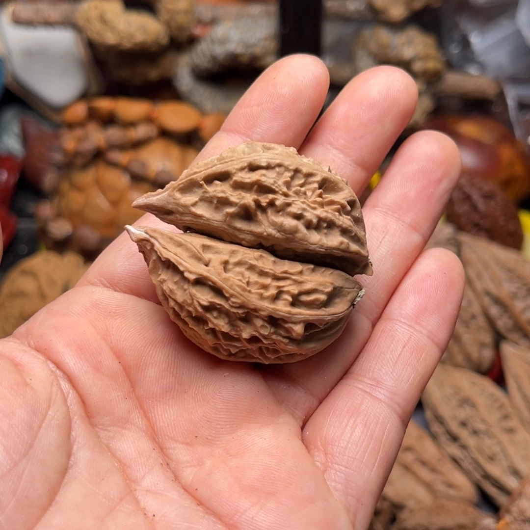 吊坠文玩核桃瑕疵71