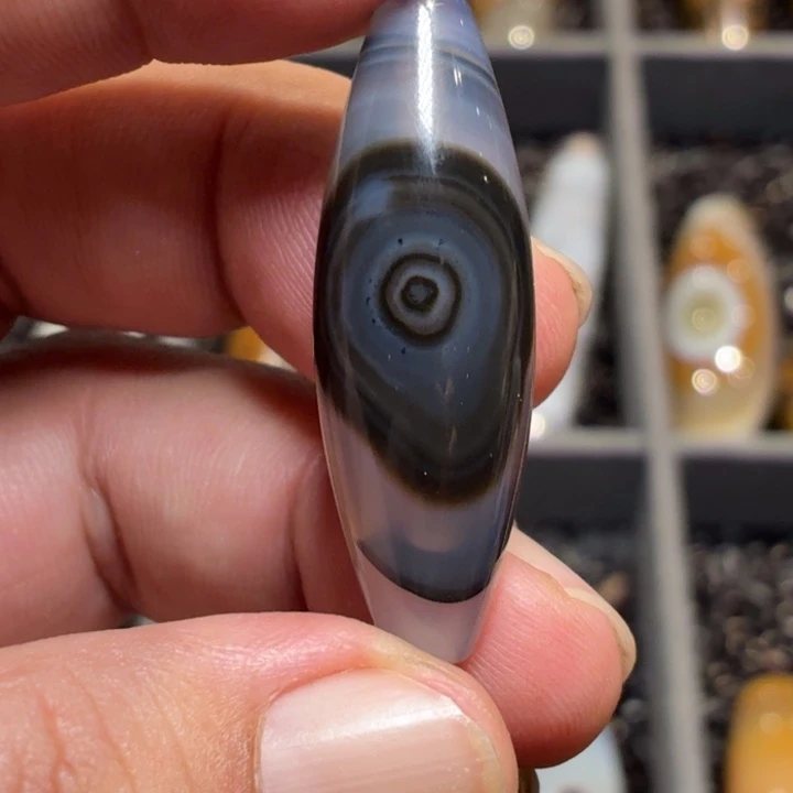 玛瑙/玉髓散珠137