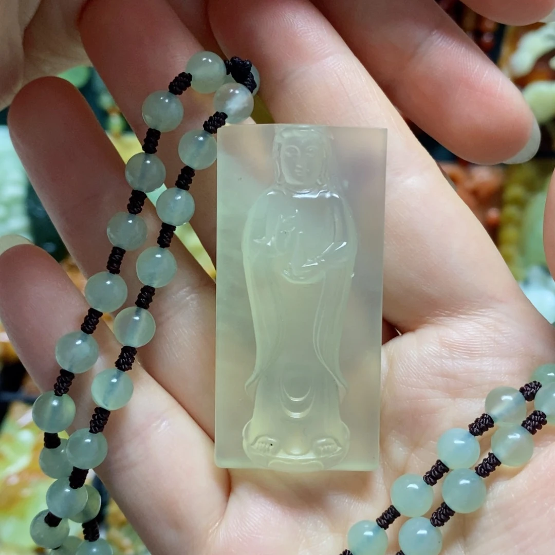 岫玉吊坠(赠链)未镶嵌