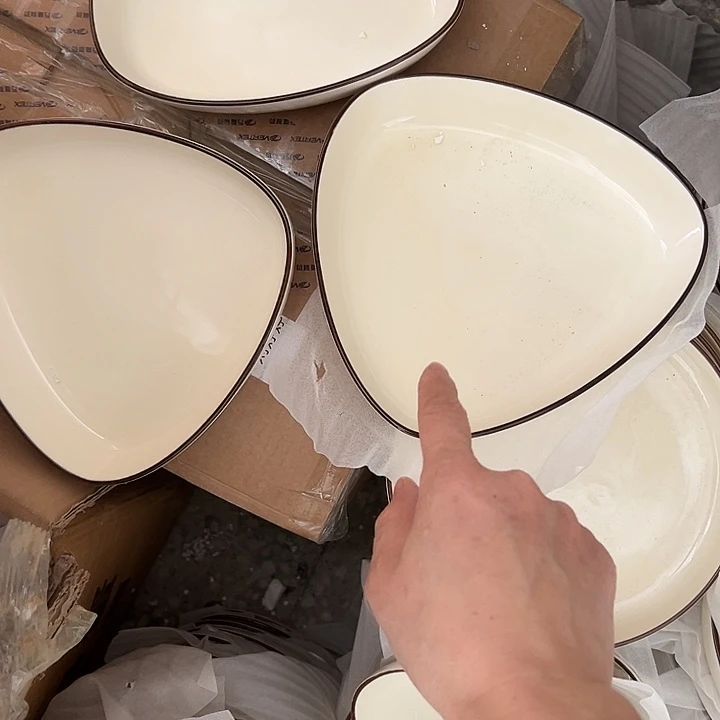 瓷片默认瑕疵商品三角3