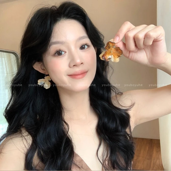 不锈钢亚克力耳饰 波西米亚复古花朵撞色耳环女适合海边度假风的