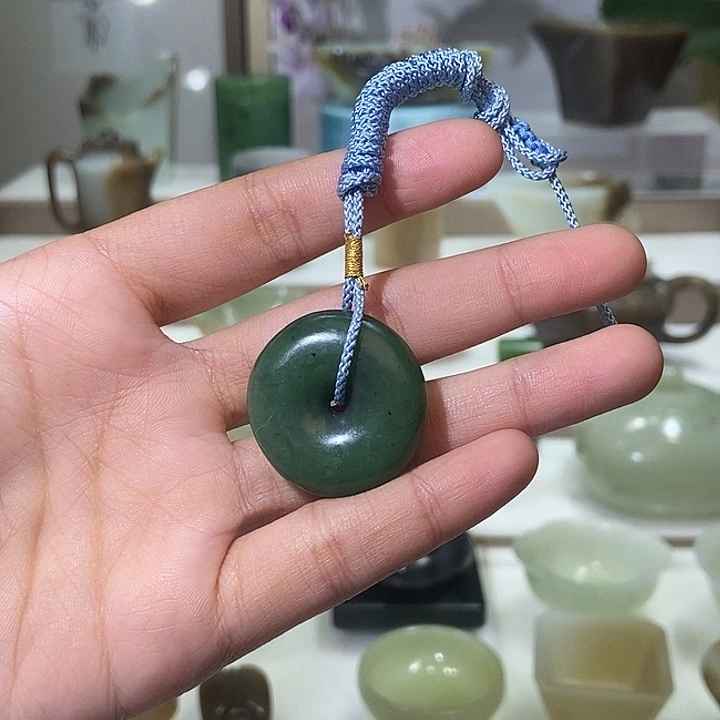 和田玉未镶嵌挂件碧玉平安扣（微瑕）